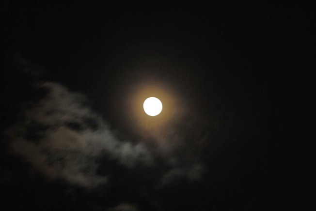 full-moon-1